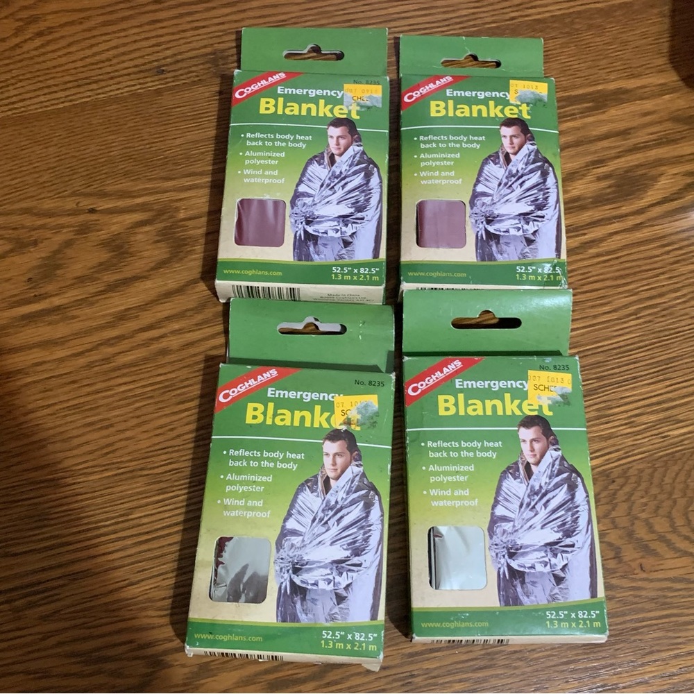 Coghlan's Emergency Blanket 52.5" x 82.5" Waterproof Windproof Hunters set of 4